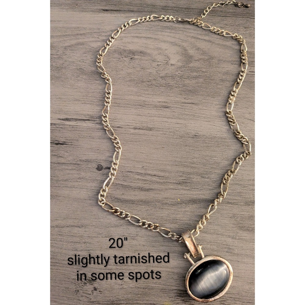 Vintage Silver Tone Figaro Chain Oval Cats Eye Stone Pendant Necklace 20 Inch